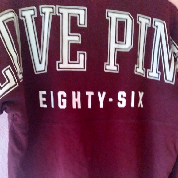 Victoria's Secret PINK Burgundy Love‎ Pink Eighty-Six Varsity Crew Sweatshirt XS - Picture 1 of 3